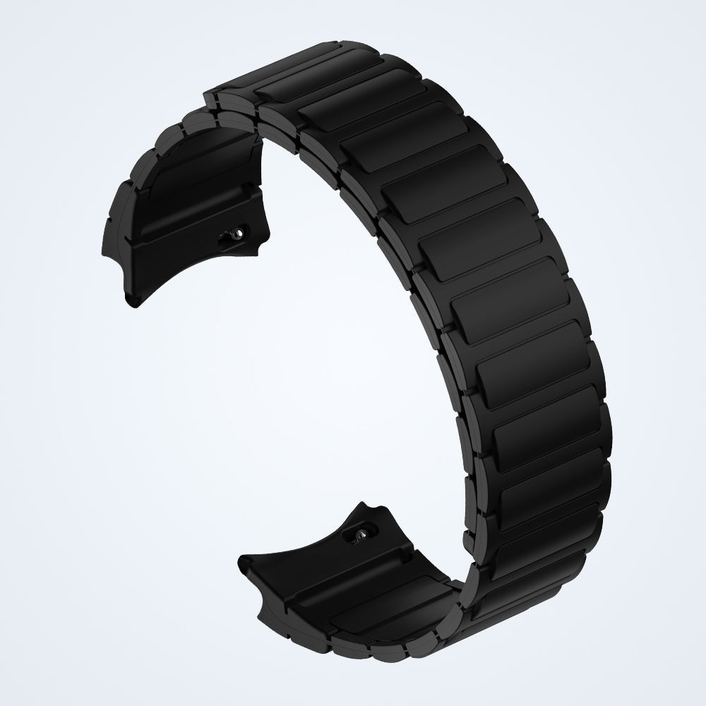 La montre connectée Colmi i28 Ultra est présentée avec un bracelet en silicone et un bracelet magnétique en bambou, et offre un suivi de santé avancé, une autonomie de 10 jours et une étanchéité IP68.